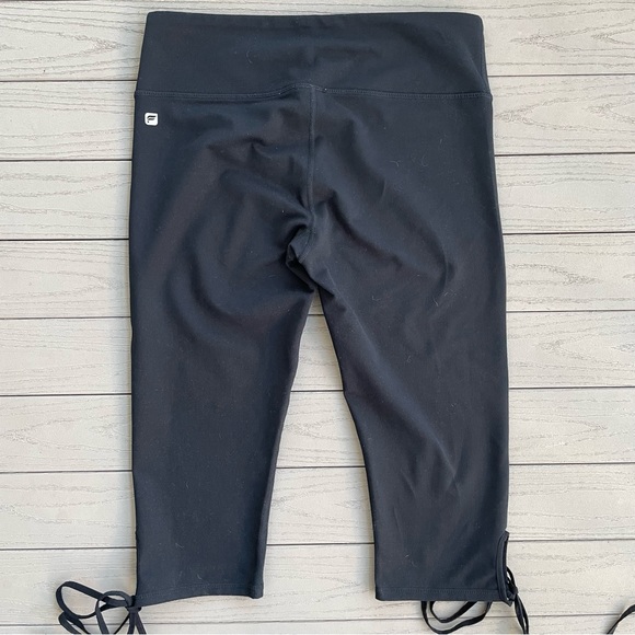 Fabletics Gardenia Lace-Up Crop Leggings Black Athletic S - Picture 6 of 6